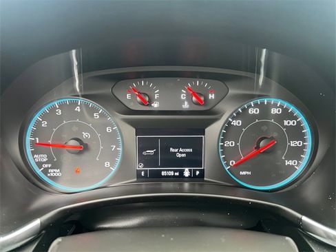 Used 2021 Chevrolet Equinox LS w/ LS Convenience Package image 26