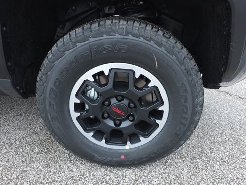 New 2026 Toyota Tacoma TRD Off-Road image 11