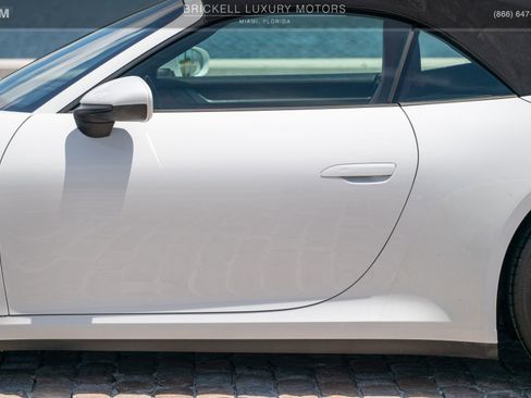 Used 2020 Porsche 911 Carrera RWD image 46