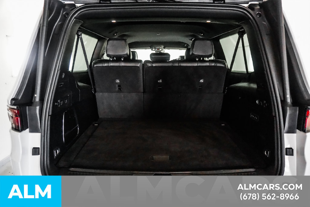 Used 2024 Jeep Wagoneer L Series II RWD image 22