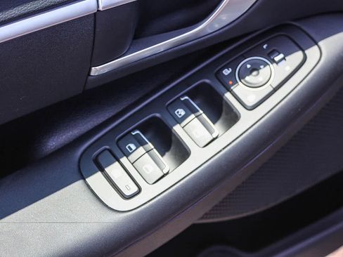 Certified 2025 Hyundai Sonata SE FWD image 26