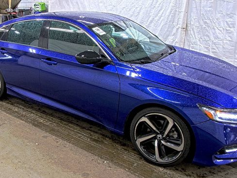 Used 2020 Honda Accord Sport image 2