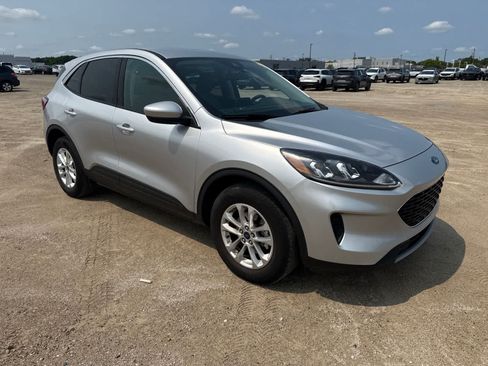 Used 2020 Ford Escape SE AWD/4WD image 4