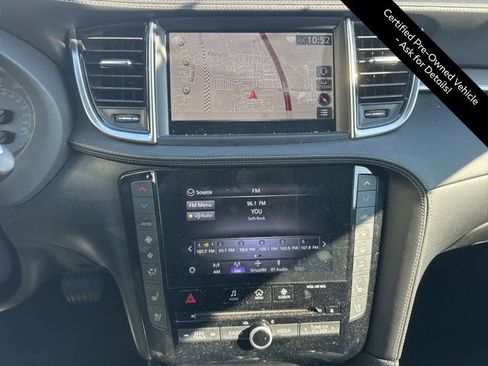 Certified 2022 INFINITI QX50 Essential image 17