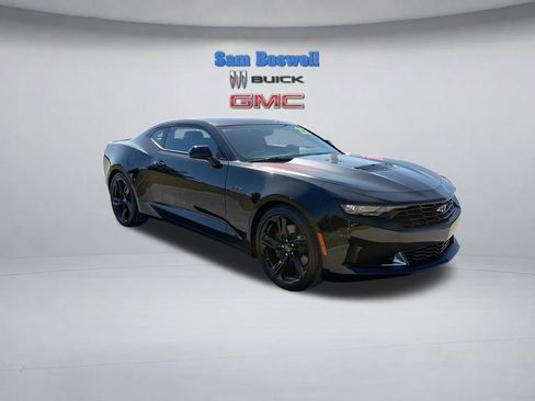 Used 2022 Chevrolet Camaro LT w/ RS Package RWD image 2