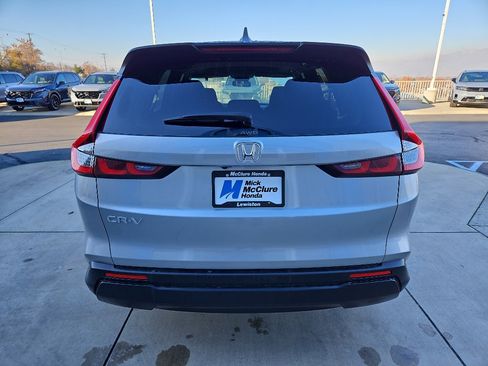 Used 2024 Honda CR-V EX image 6