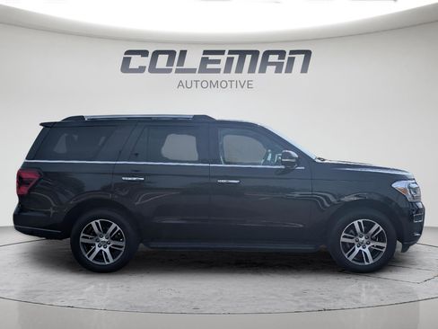 Used 2024 Ford Expedition Limited AWD/4WD image 4