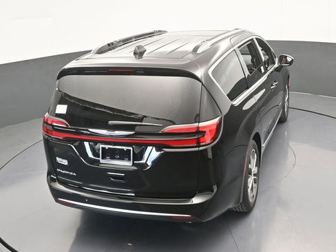 New 2026 Chrysler Pacifica Pinnacle image 51