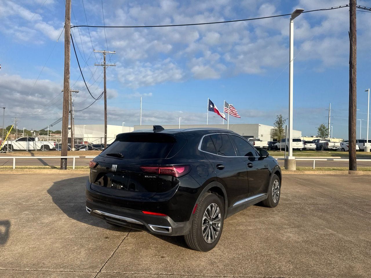 Used 2024 Buick Envision Preferred AWD/4WD image 24