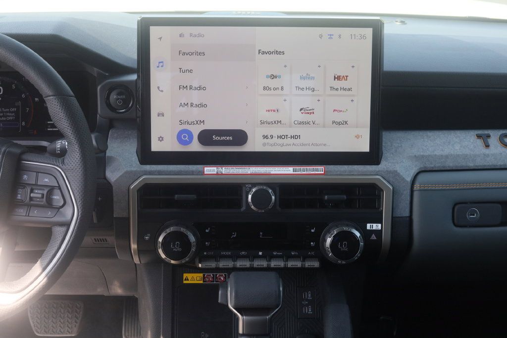 Used 2025 Toyota Tacoma 4x4 Double Cab Hybrid image 30