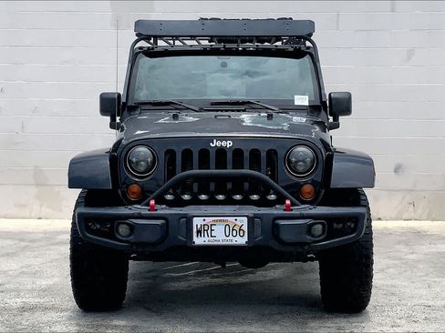 Used 2013 Jeep Wrangler Sahara w/ Connectivity Group AWD/4WD image 6