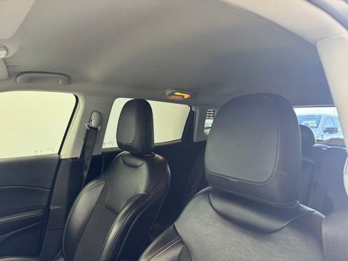 Used 2020 Jeep Compass Latitude image 5