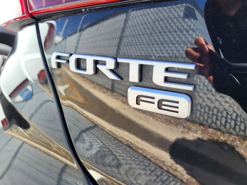 Used 2022 Kia Forte Sedan FWD image 20
