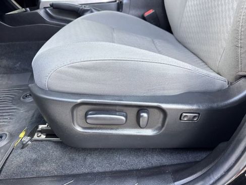 Used 2023 Toyota Tacoma SR5 w/ Technology Package AWD/4WD image 69