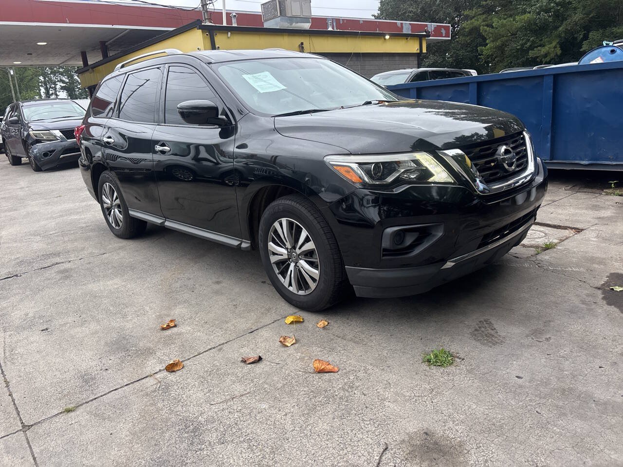 Used 2020 Nissan Pathfinder S FWD image 4