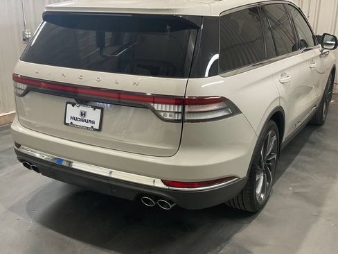 Used 2025 Lincoln Aviator Reserve w/ Equipment Group 201A AWD/4WD image 23