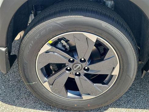 New 2026 Nissan Rogue SV image 7