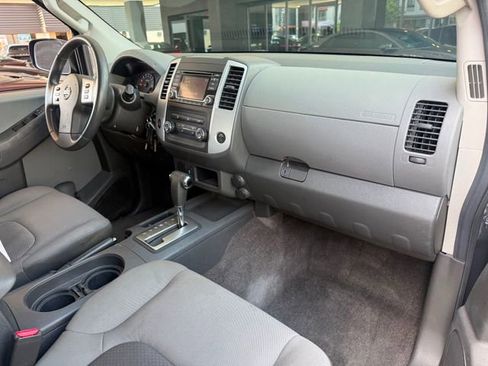 Used 2015 Nissan Xterra S w/ Value Package RWD image 30