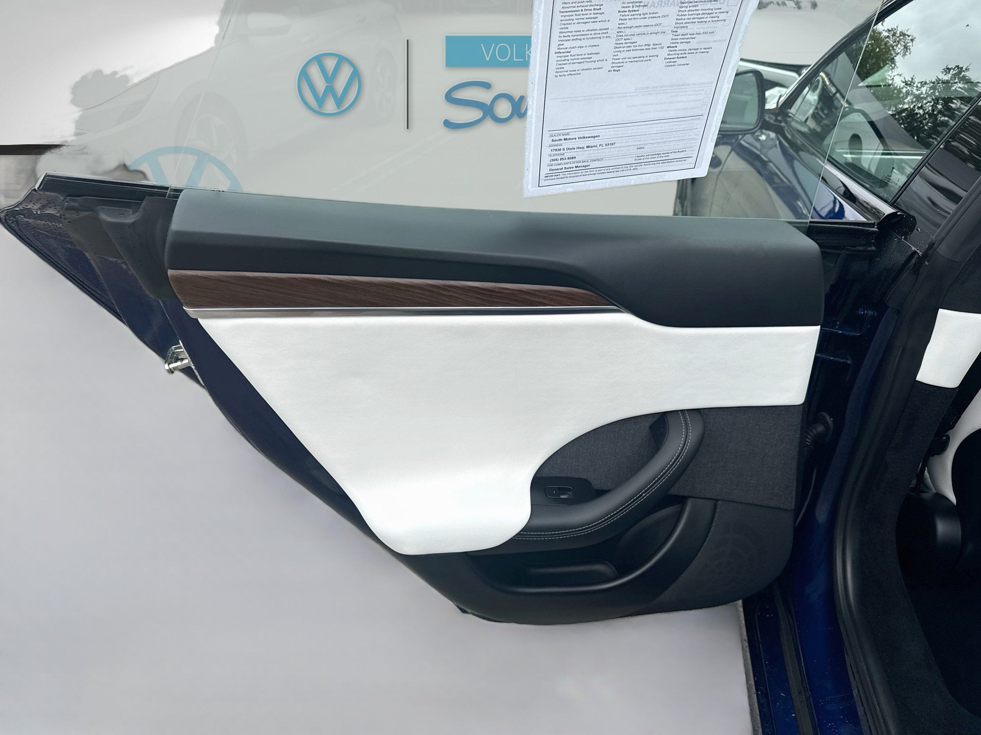 Used 2022 Tesla Model S AWD/4WD image 26