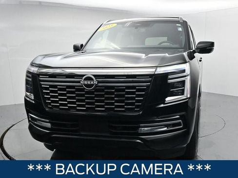 Used 2025 Nissan Armada SL w/ Captain's Chari Seat Package AWD/4WD image 4