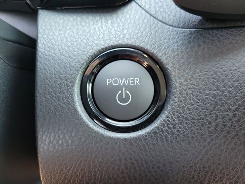 Used 2026 Toyota Camry XLE FWD image 20