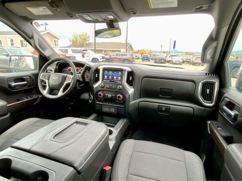 Used 2022 Chevrolet Silverado 1500 RST w/ LPO, Blackout Package image 35