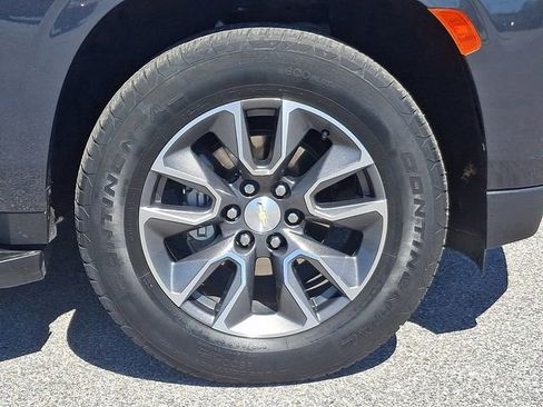 Used 2022 Chevrolet Tahoe LT w/ LT Signature Plus Package AWD/4WD image 11