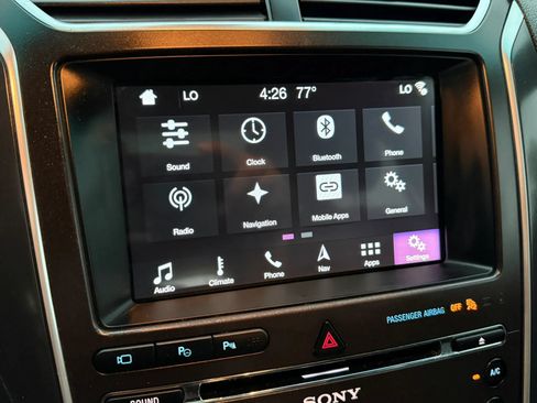 Used 2017 Ford Explorer Limited w/ Equipment Group 301A AWD/4WD image 52