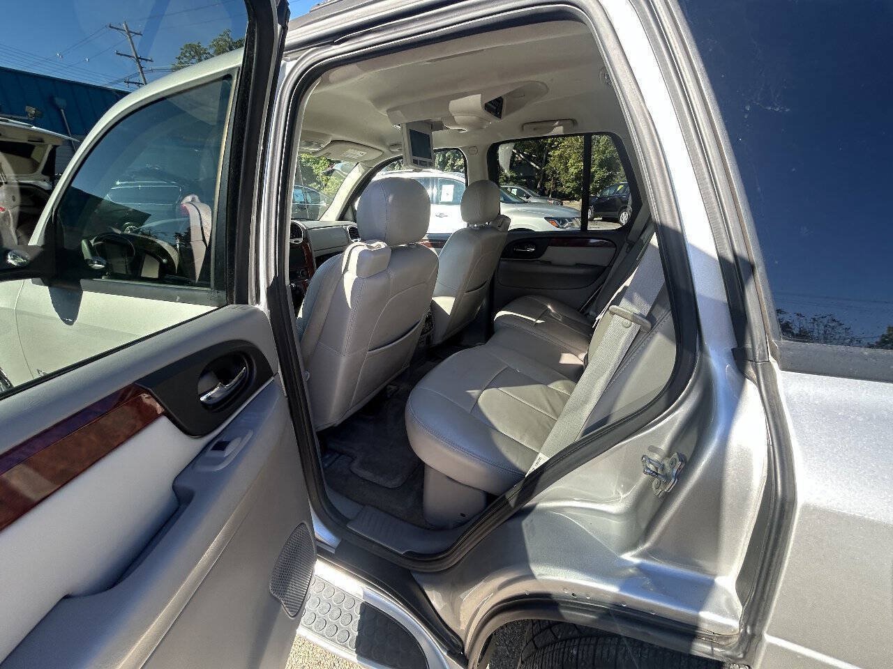 Used 2008 GMC Envoy Denali AWD/4WD image 7