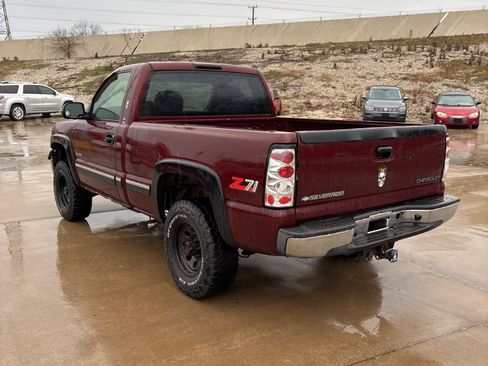 Used 2000 Chevrolet Silverado 1500 LS w/ Off-Road Chassis Pkg image 8