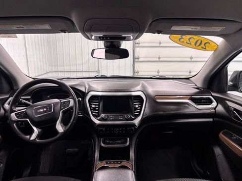 Used 2023 GMC Acadia SLE w/ Infotainment Package AWD/4WD image 14