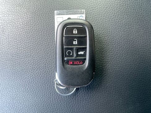 Used 2024 Honda Pilot Touring image 33