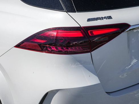 Used 2025 Mercedes-Benz GLE 53 AMG 4MATIC image 11