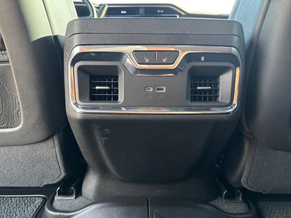 Used 2024 GMC Sierra 2500 Denali Ultimate w/ Max Trailering Package AWD/4WD image 42