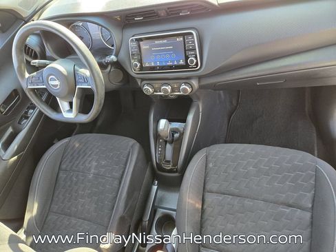 Used 2022 Nissan Kicks S FWD image 16