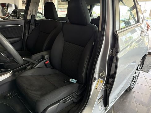 Used 2018 Honda Fit EX image 10
