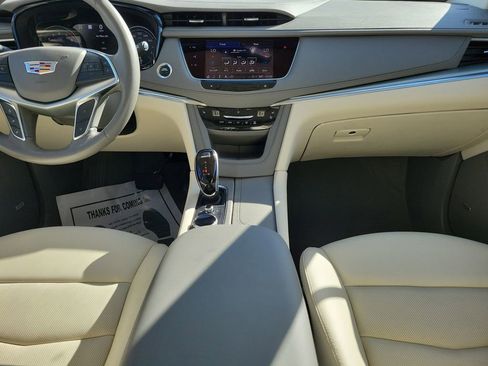 Certified 2023 Cadillac XT5 Premium Luxury w/ Technology Package image 18