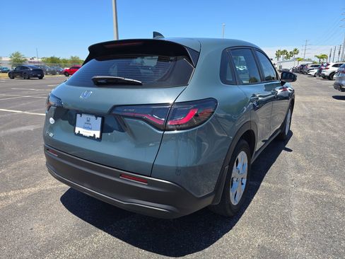 Certified 2025 Honda HR-V LX image 4