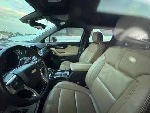 Used 2020 Chevrolet Blazer Premier w/ Driver Confidence II Package FWD image 8
