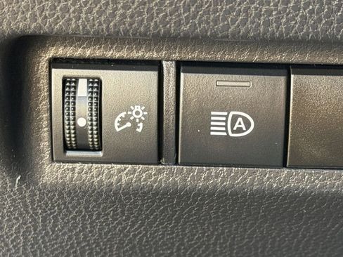 Used 2023 Toyota RAV4 XLE FWD image 25