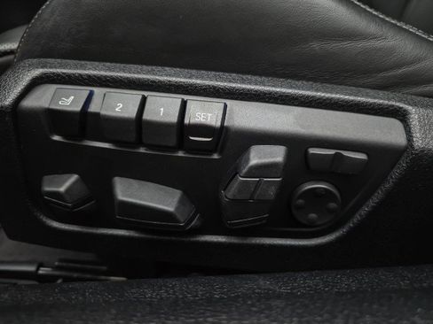 Used 2016 BMW M6 Convertible RWD image 31