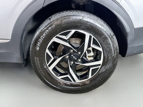Used 2024 Kia Sportage LX AWD/4WD image 29