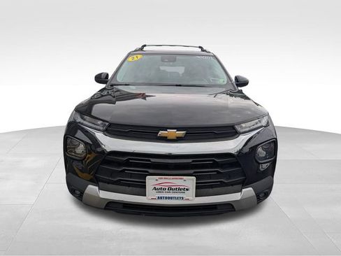 Used 2021 Chevrolet TrailBlazer LT w/ Driver Confidence Package AWD/4WD image 2