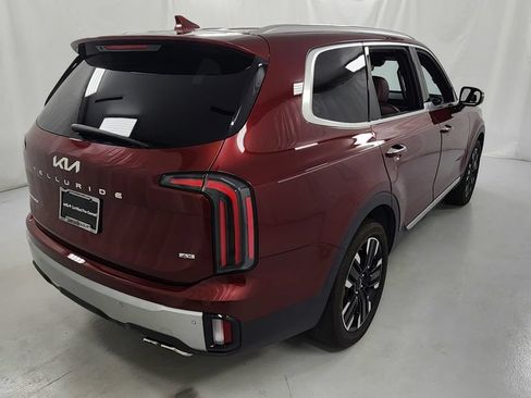Used 2023 Kia Telluride SX Prestige AWD/4WD image 3