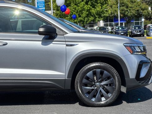 Used 2022 Volkswagen Taos S FWD image 35