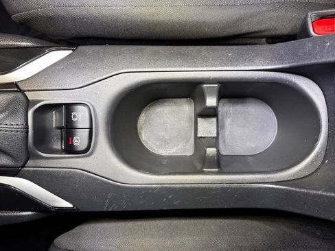 Certified 2024 Toyota Corolla Cross LE image 39