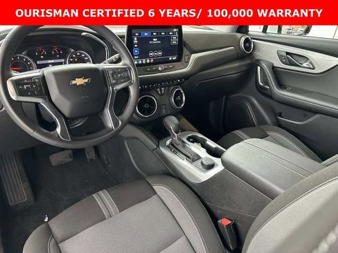 Certified 2025 Chevrolet Blazer LT FWD image 23