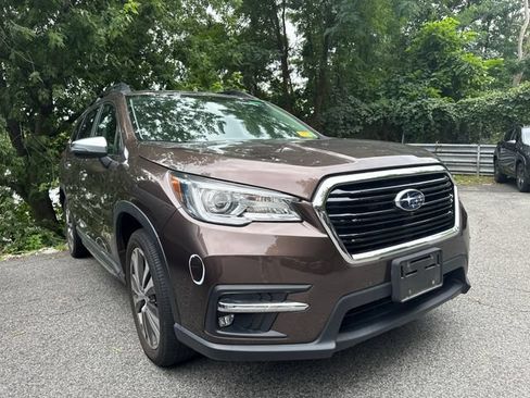 Used 2021 Subaru Ascent Touring AWD/4WD image 1