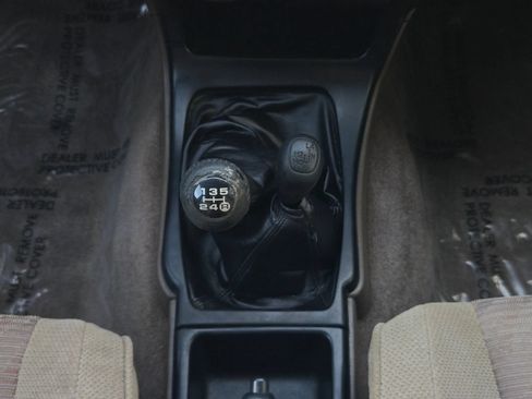 Used 1998 Toyota 4Runner SR5 AWD/4WD image 26