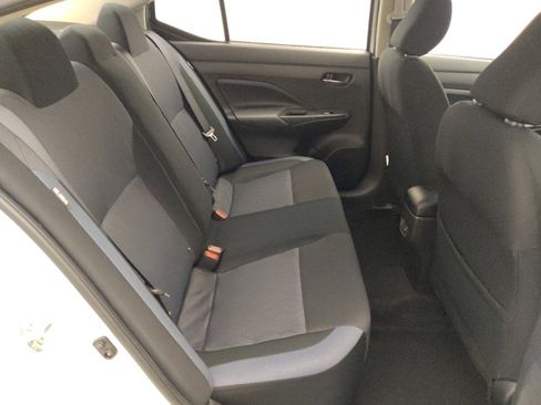 Used 2025 Nissan Versa SV FWD image 19